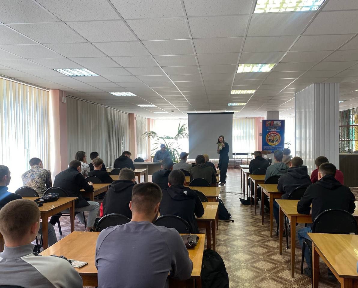 Студенты узнали об охране труда на примере реального предприятия